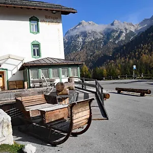 Rifugio Ospitale ** Cortina dʼAmpezzo